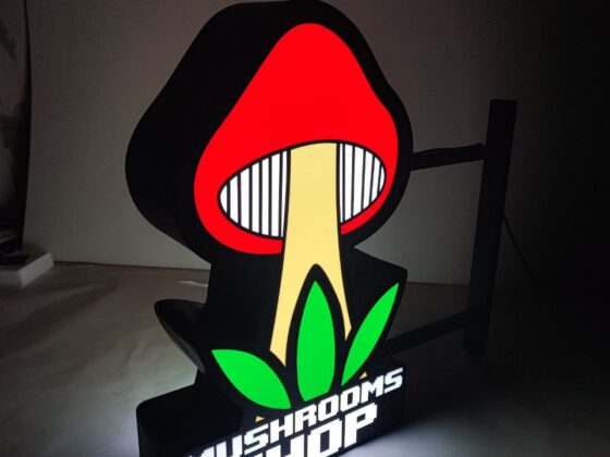 Фігурний лайтбокс для магазину «Mushrooms shop»