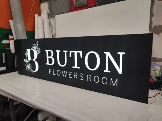 Лайтбокс для квітярні «Buton flowers room»