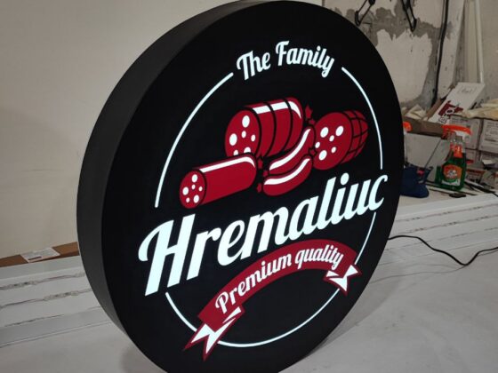 Лайтбокс «The Family Hremaliuc»