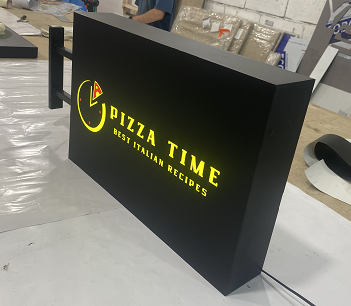 Торцевий двосторонній лайтбокс «PIZZA TIME»