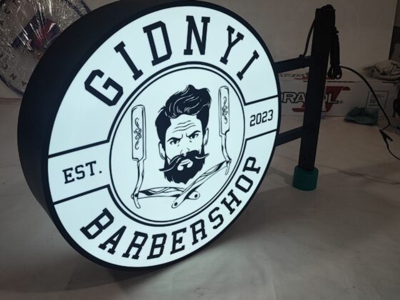 Торцевий лайтбокс для барбершопу «Gidnyi barbershop»