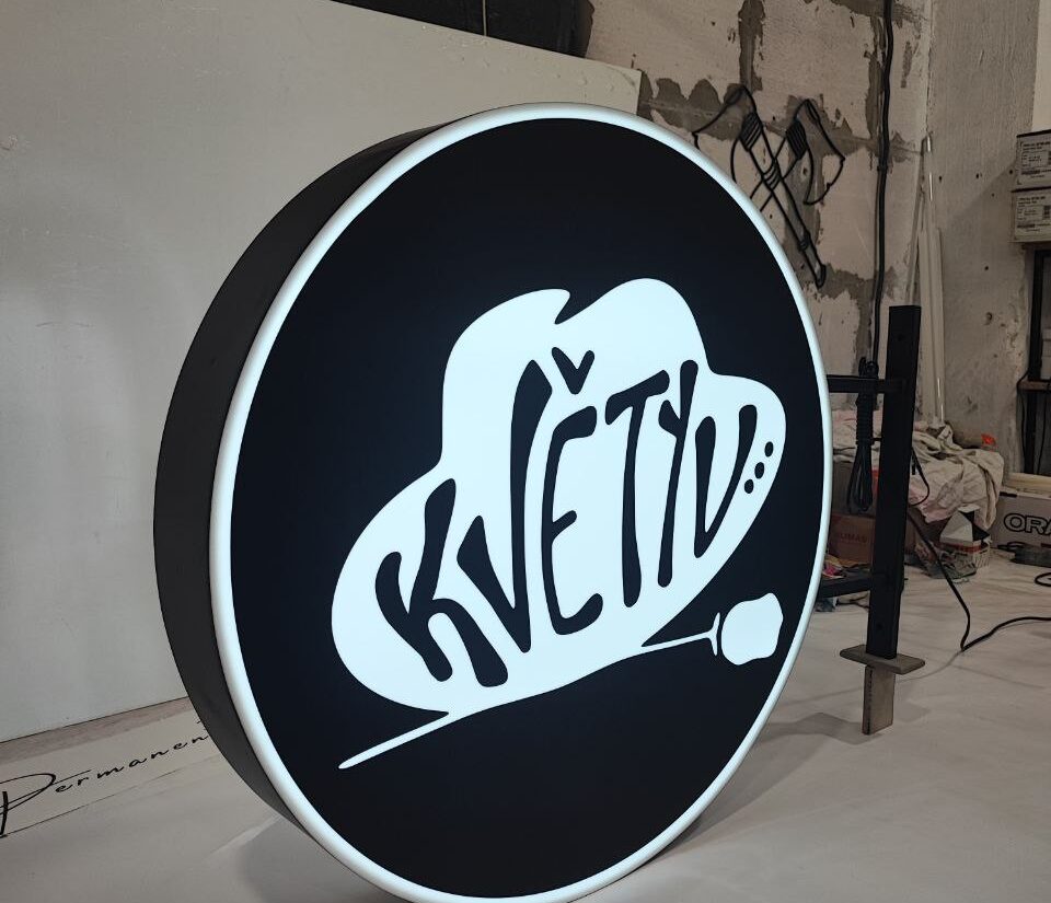 Торцевий лайтбокс «Kvetyv»